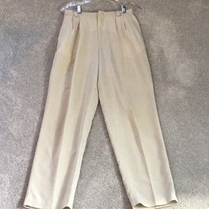 Vintage PLEATED IVORY PANTS. * SIZE S